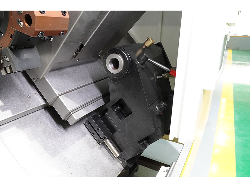 HTB550A مائلة سرير CNC مخرطة